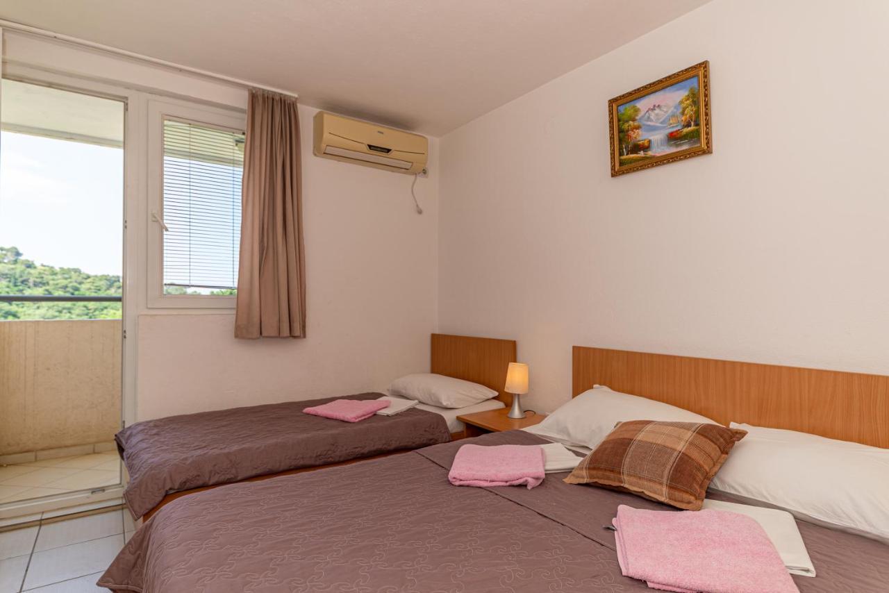 Apartment Knezevic Petrovac Bagian luar foto