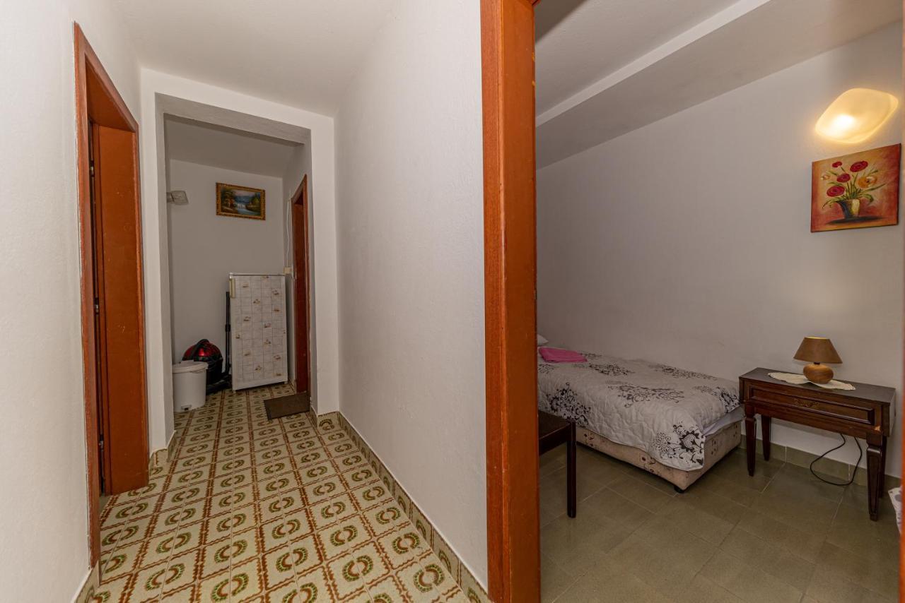 Apartment Knezevic Petrovac Bagian luar foto