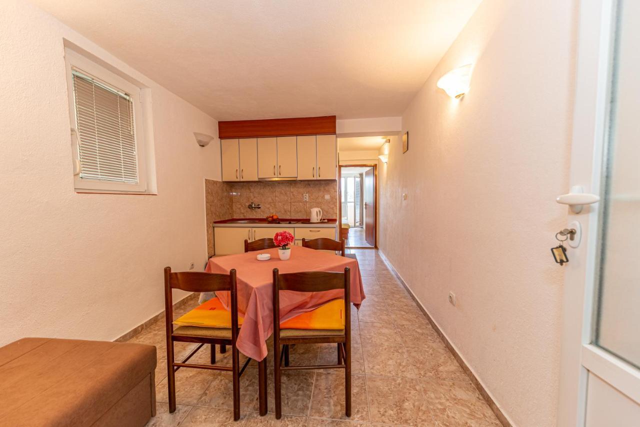 Apartment Knezevic Petrovac Bagian luar foto