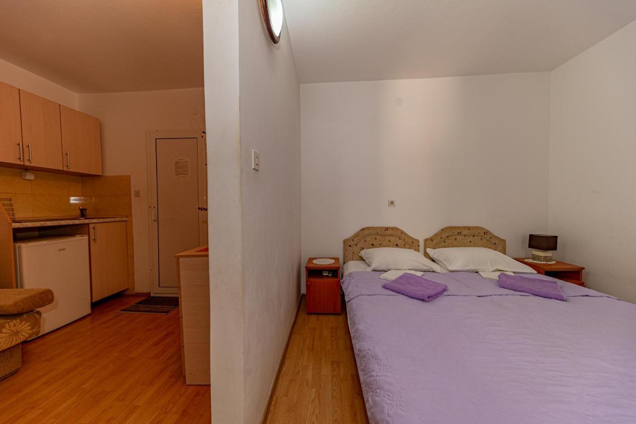 Apartment Knezevic Petrovac Bagian luar foto