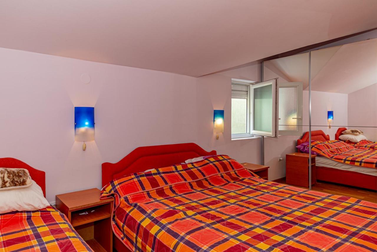 Apartment Knezevic Petrovac Bagian luar foto