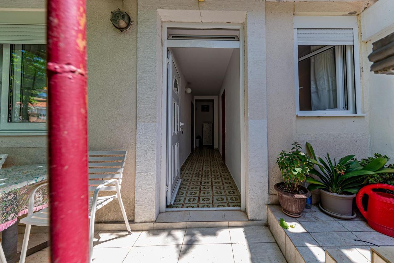 Apartment Knezevic Petrovac Bagian luar foto