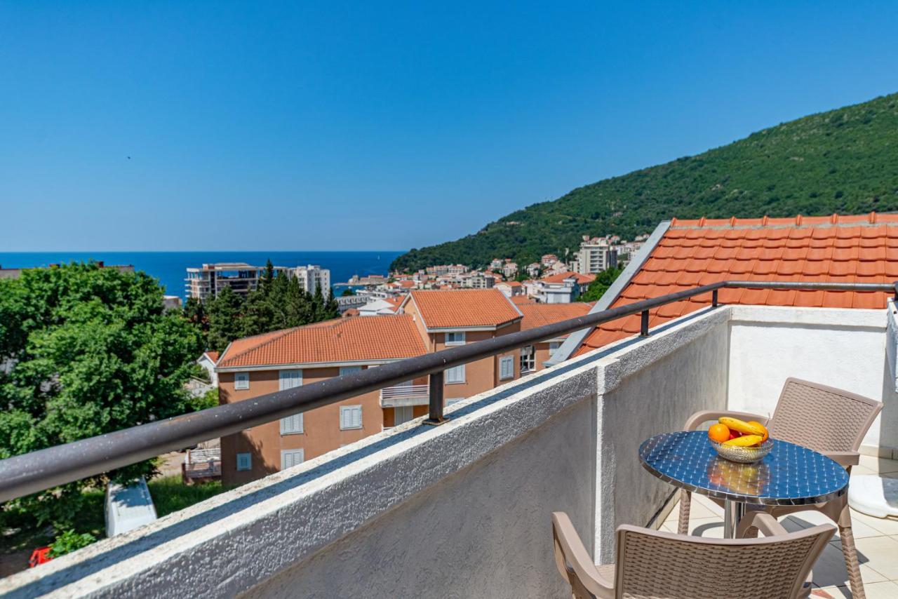 Apartment Knezevic Petrovac Bagian luar foto