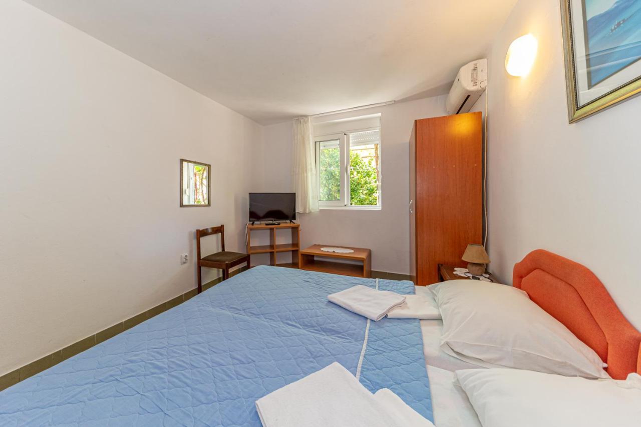 Apartment Knezevic Petrovac Bagian luar foto