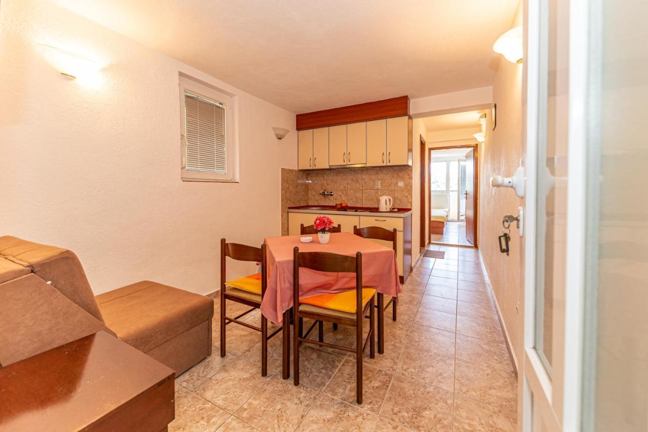 Apartment Knezevic Petrovac Bagian luar foto