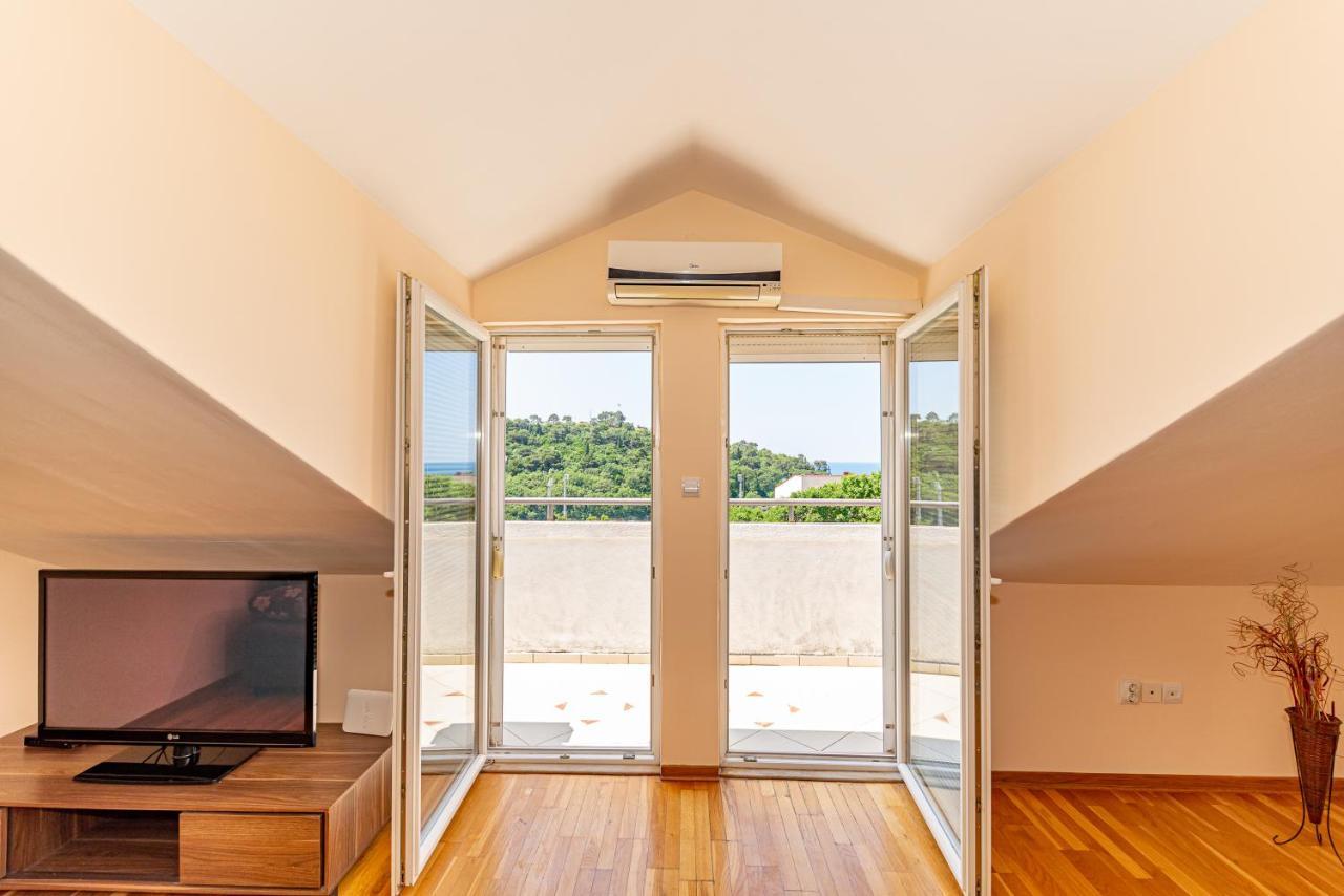Apartment Knezevic Petrovac Bagian luar foto