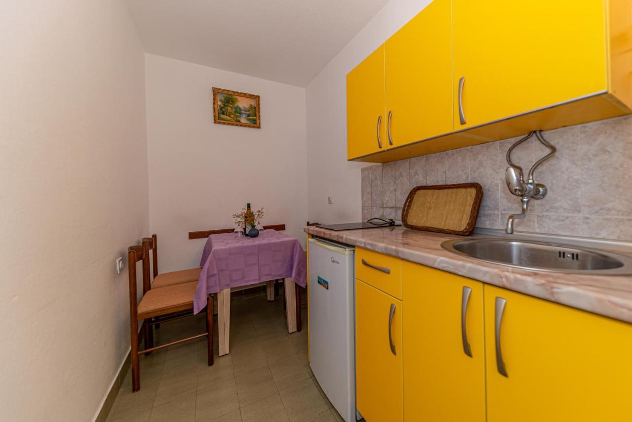 Apartment Knezevic Petrovac Bagian luar foto